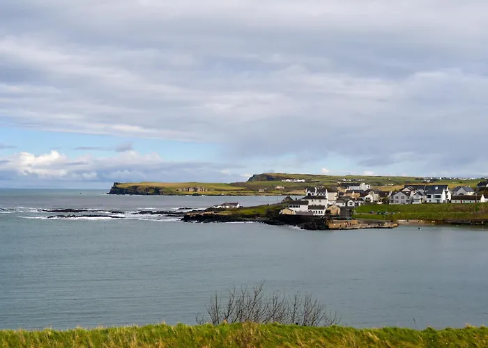 Shoreline Portballintrae North Coast Views Near Giants Causeway & Royal Portrush