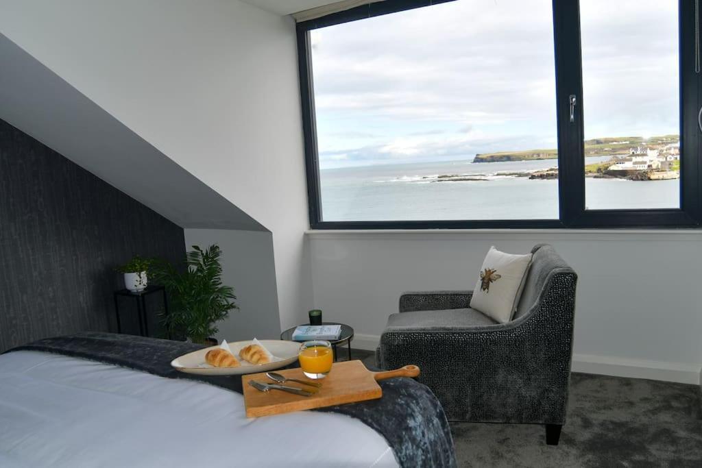 Shoreline North Coast Views Near Giants Causeway & Royal Portrush Portballintrae