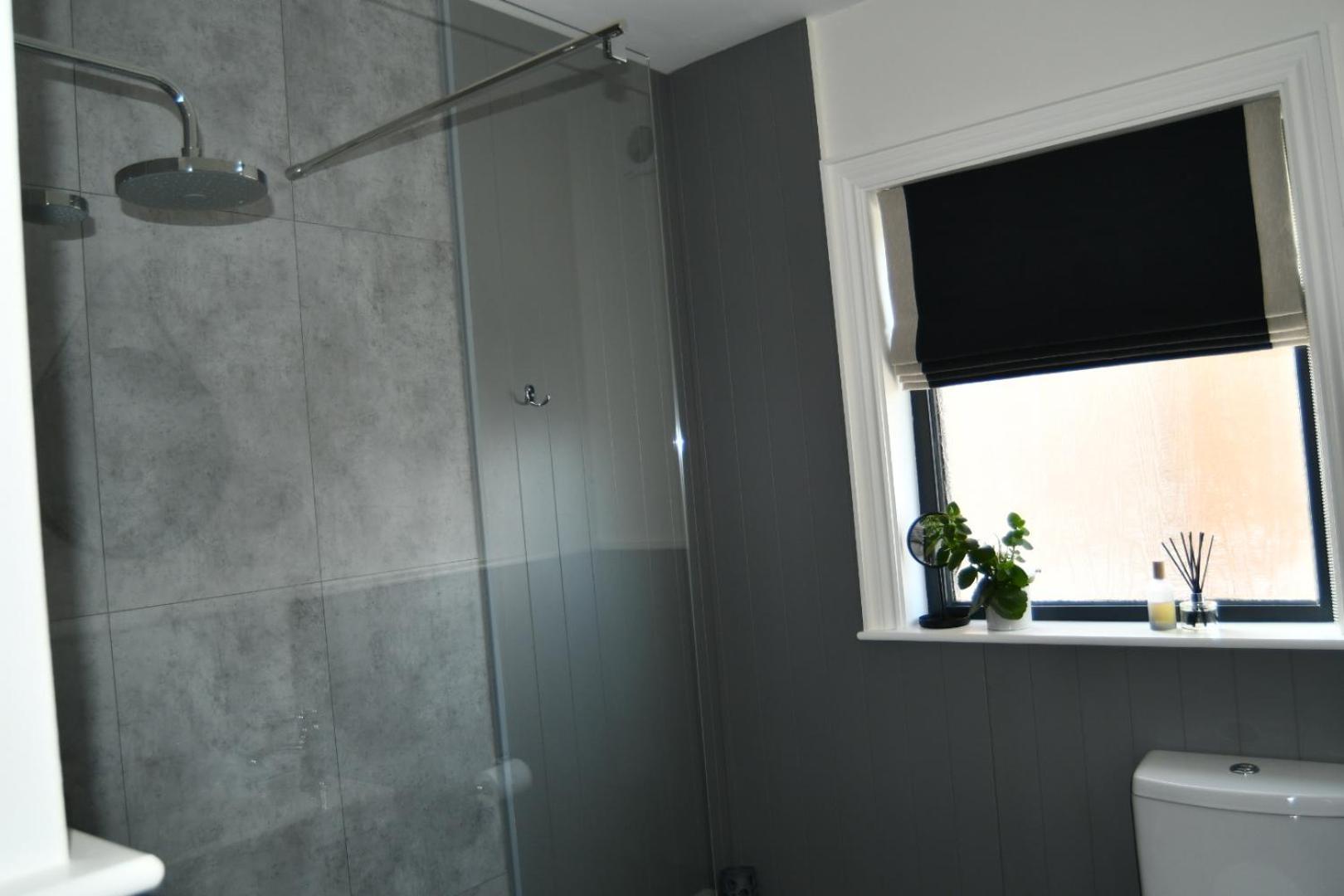 Shoreline North Coast Views Near Giants Causeway & Royal Portrush Holiday home *
